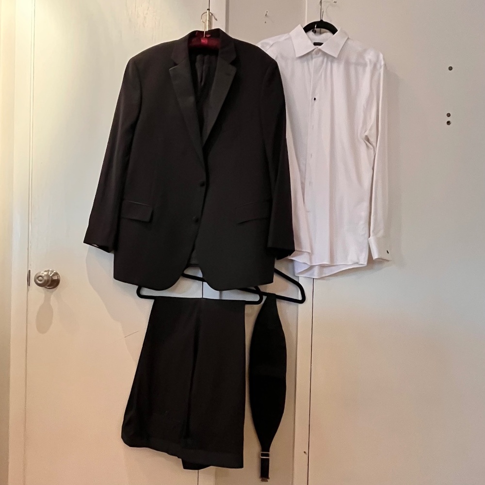 PRICE DROPPED! Black Tuxedo Suit/White Shirt/Cummerbund Worn once--So Handsome! - Picture 2 of 15
